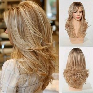 BRAND NEW ** Golden Blonde Layered Wig